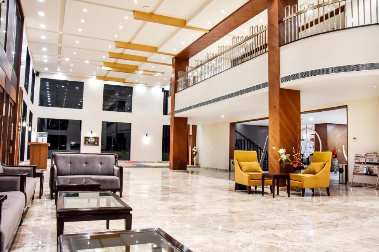 Hotel Platinum Shravasti Katra  Exterior foto