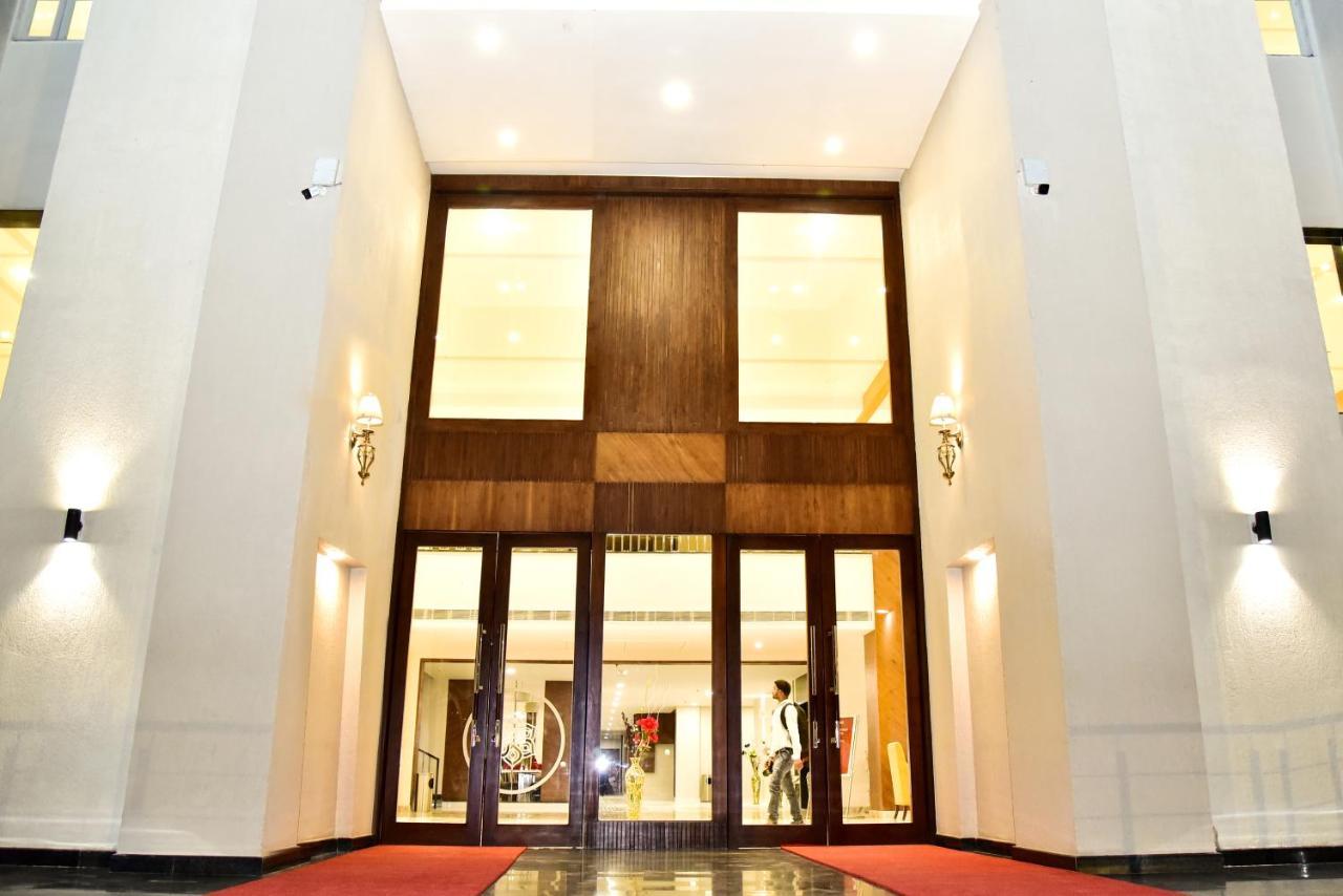 Hotel Platinum Shravasti Katra  Exterior foto