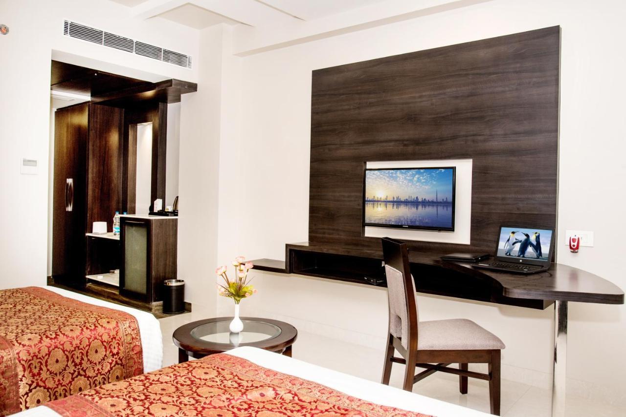 Hotel Platinum Shravasti Katra  Exterior foto