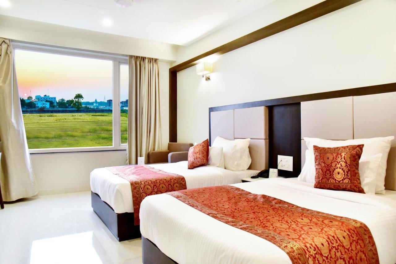 Hotel Platinum Shravasti Katra  Exterior foto